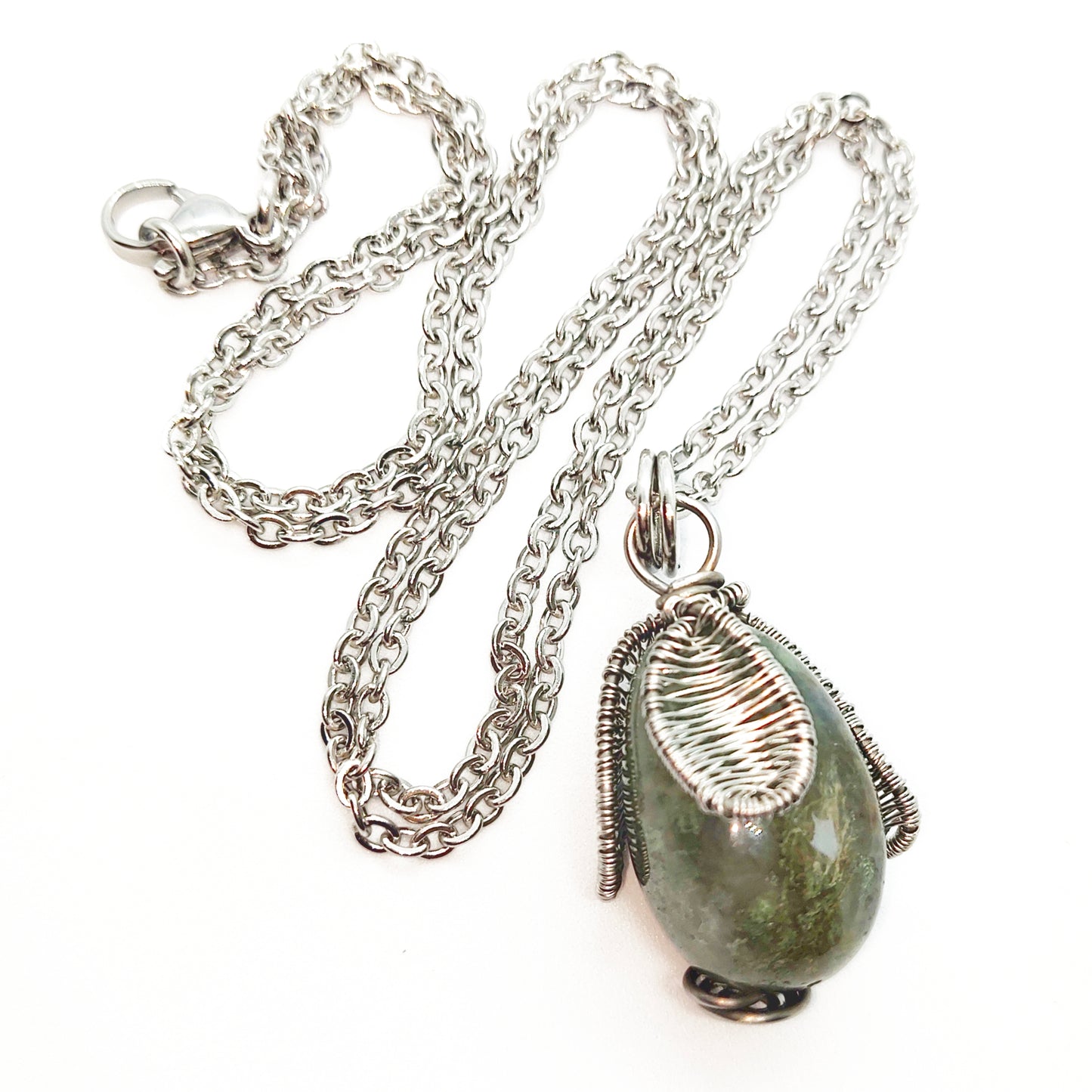 Wire wrapped stone pendant with stainless steel chain