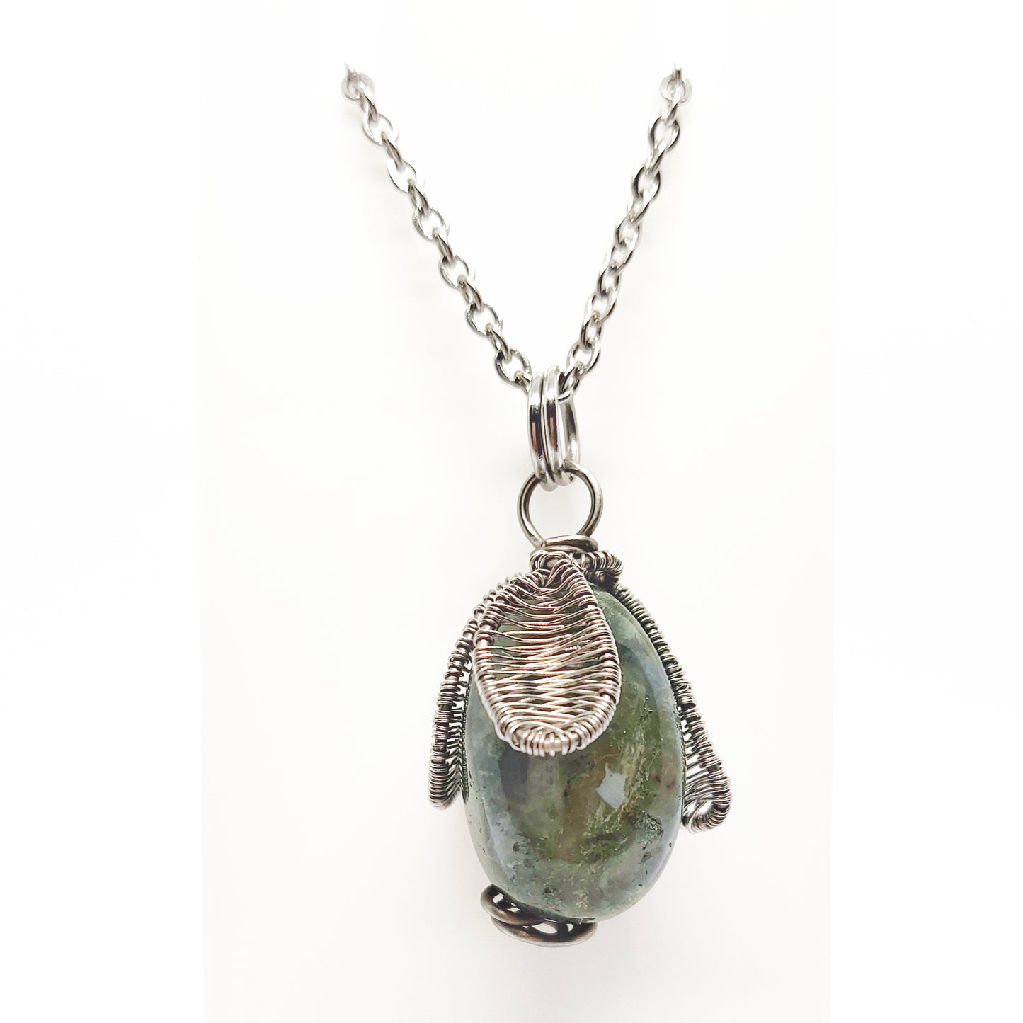 Wire wrapped stone pendant with stainless steel chain