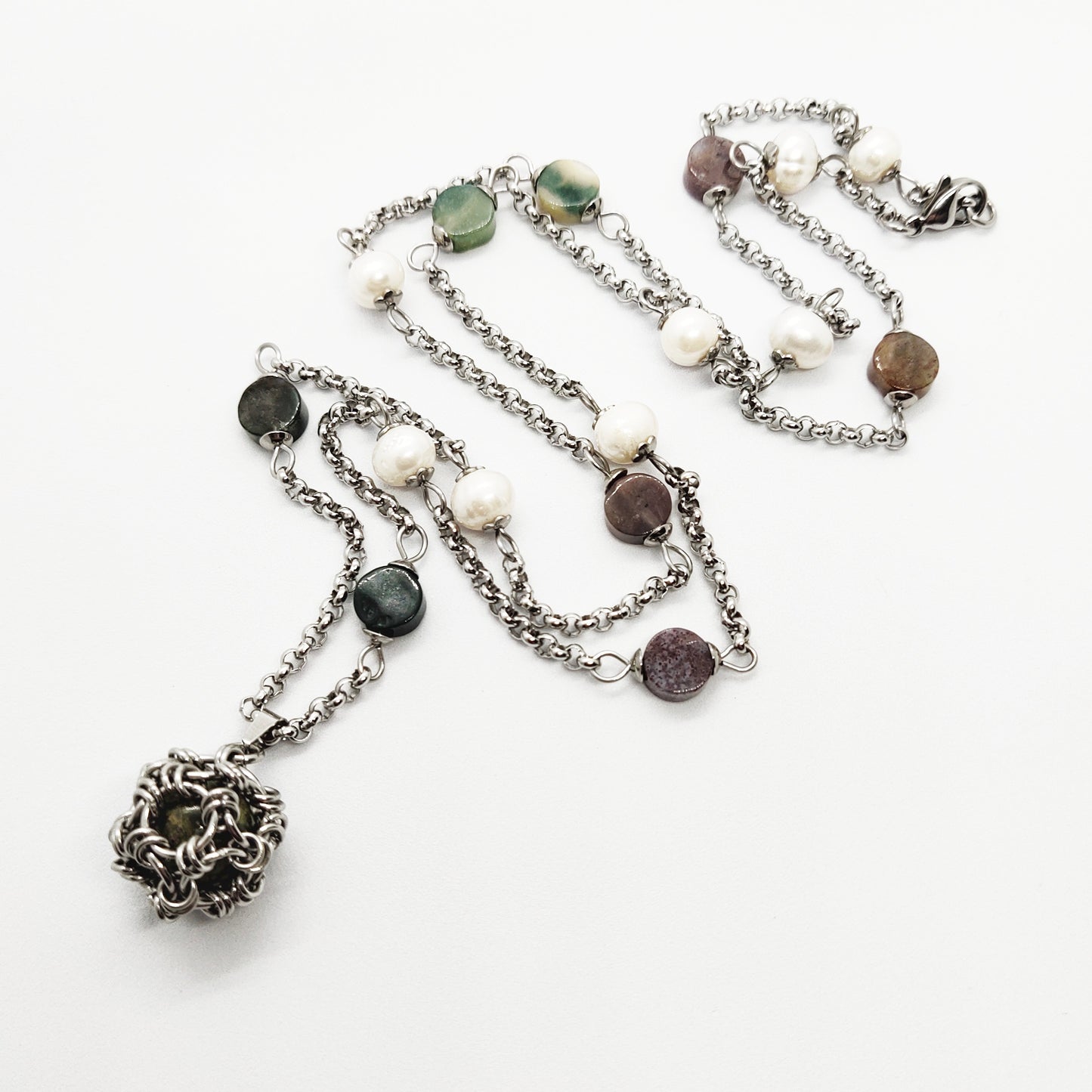 Two matching necklaces with multicolour stone beads, off-white pearls and a pendant #0007