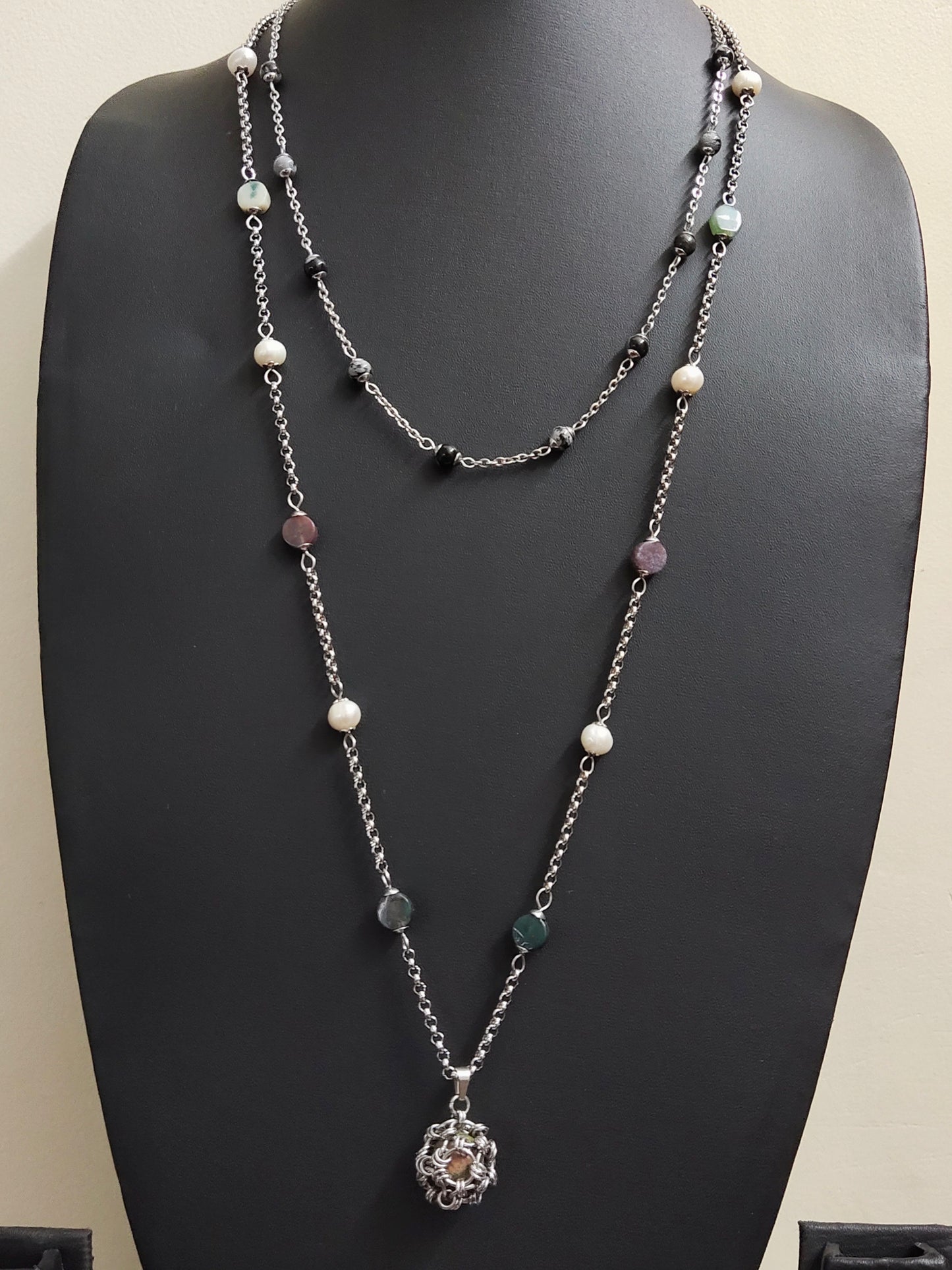 Two matching necklaces with multicolour stone beads, off-white pearls and a pendant #0007