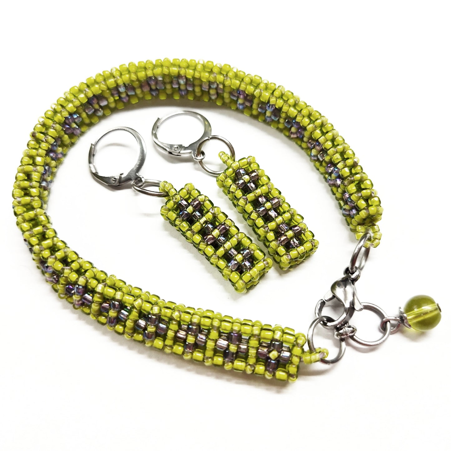 Beaded bracelet and earrings set in yellowish green colour